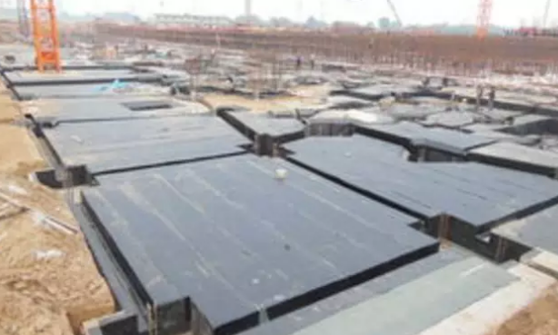 防水層開裂、漏水