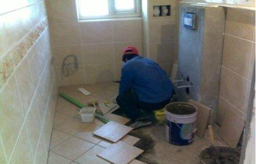 衛(wèi)生間防水在做完后可以直接貼瓷磚嗎?